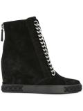 chain trim boots