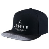 Jordan Modern Heritage Snapback Hat