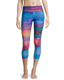 Graphic-Printed Capri Sport Leggings, White Sands