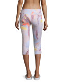 Airbrush Capri Sport Leggings, Modernist Multi