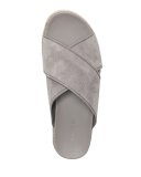 Villaire Crisscross Suede Pool Slide