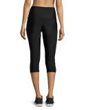Stunner Lace-Trim Capri Leggings, Black