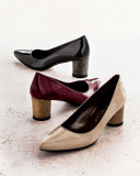 Linkage Patent Chain-Heel Pump, Naked