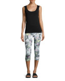 Elastic Band Capri Performance Leggings, Madonna