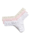 Signature Lace Low-Rise Thong
