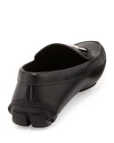 Saffiano Plaque-Strap Driver, Black
