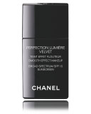 PERFECTION LUMIÈRE VELVET SPF 15  Smooth-Effect Makeup Broad Spectrum SPF 15 Sunscreen
