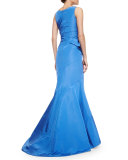 Fold-Pleated Sash-Detailed Mermaid Gown