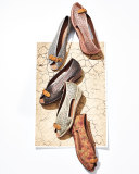 Lanner Cutout Cork Flat, Natural Floral