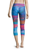 Graphic-Printed Capri Sport Leggings, White Sands