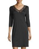 Valencia Short-Sleeve Basic Gown