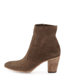Diva Classic Suede Bootie, Tortora
