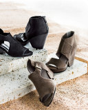 Clip Leather d'Orsay 100mm Sandal, Black