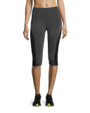 Colorblocked Mid-Rise Capri Leggings/Gray/Black