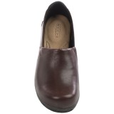 Keen Mora Clogs - Leather (For Women)