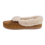Minnetonka Tracy Folded Trapper Slippers (For Women)