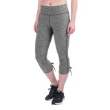 Vogo Keyhole Back Capris (For Women)