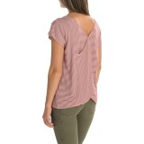 Kavu Eleanor Shirt - Scoop Neck, Sleeveless (For Women)