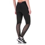 Mondetta Color-Block Capri Leggings (For Women)