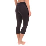 lucy Studio Hatha Capri Leggings (For Women)