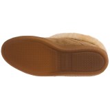 Minnetonka Sheepskin Ankle Boot Slippers (For Men)