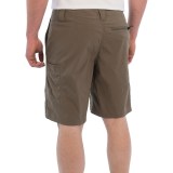 White Sierra Traveler Fixed Waist Shorts (For Men)