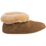 Minnetonka Sheepskin Ankle Boot Slippers (For Men)