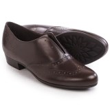 Munro American Yale Laceless Oxford Shoes - Calf Leather, Slip-Ons (For Women)